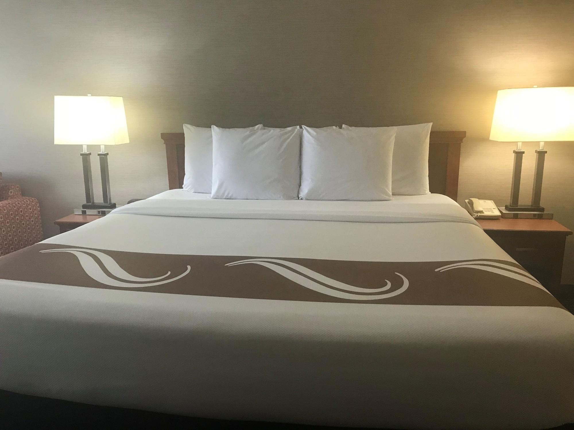 Quality Inn & Suites Vestal Binghamton Near University Екстер'єр фото