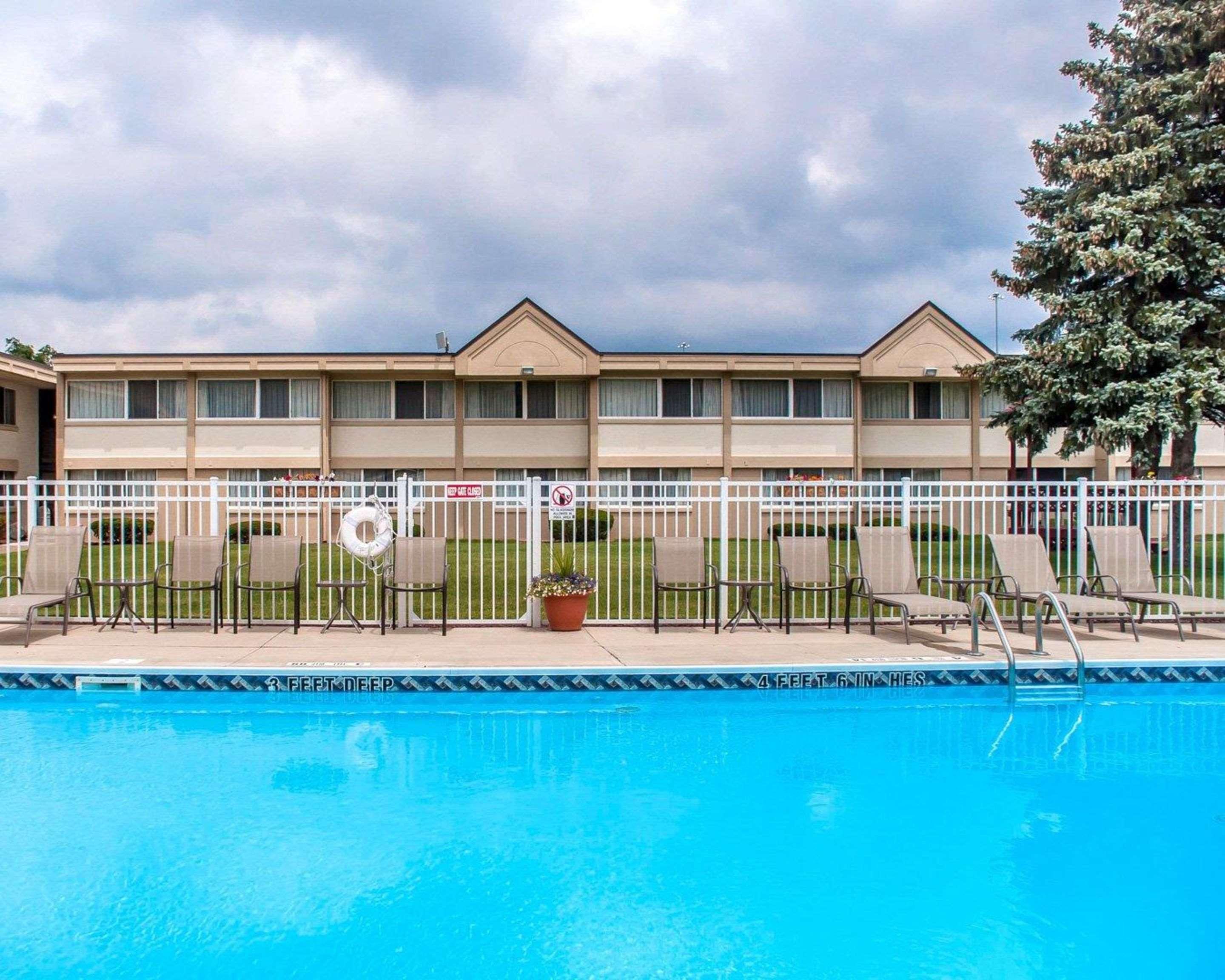 Quality Inn & Suites Vestal Binghamton Near University Екстер'єр фото