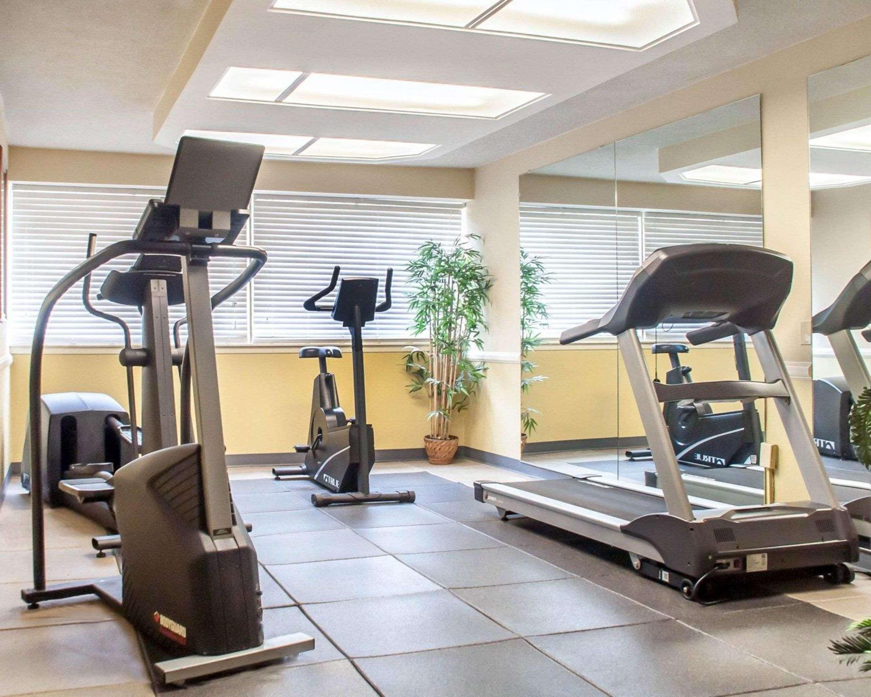 Quality Inn & Suites Vestal Binghamton Near University Екстер'єр фото