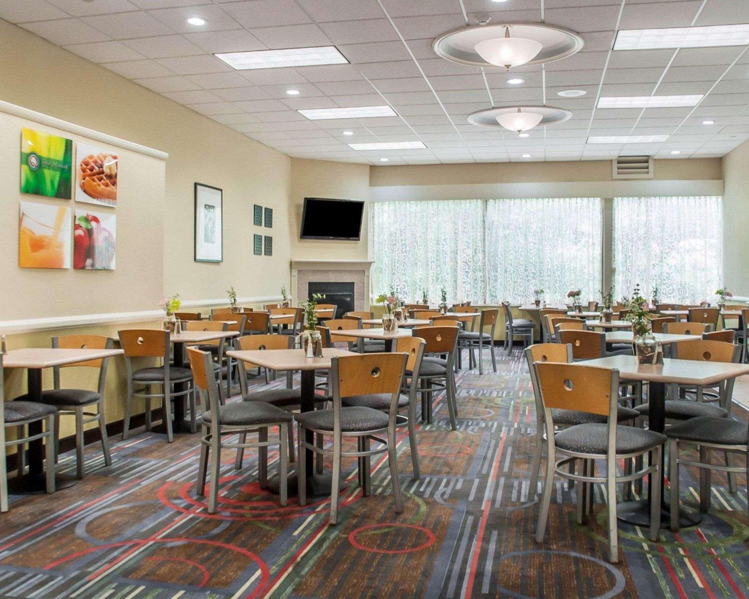 Quality Inn & Suites Vestal Binghamton Near University Екстер'єр фото