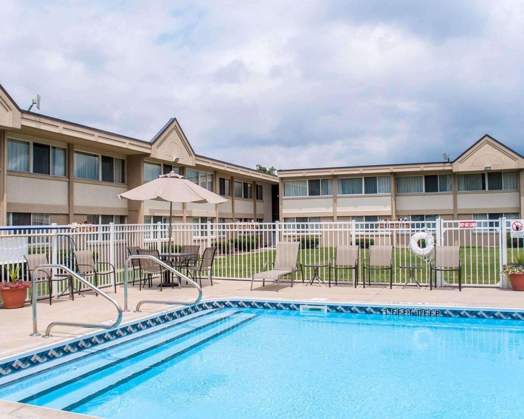 Quality Inn & Suites Vestal Binghamton Near University Екстер'єр фото